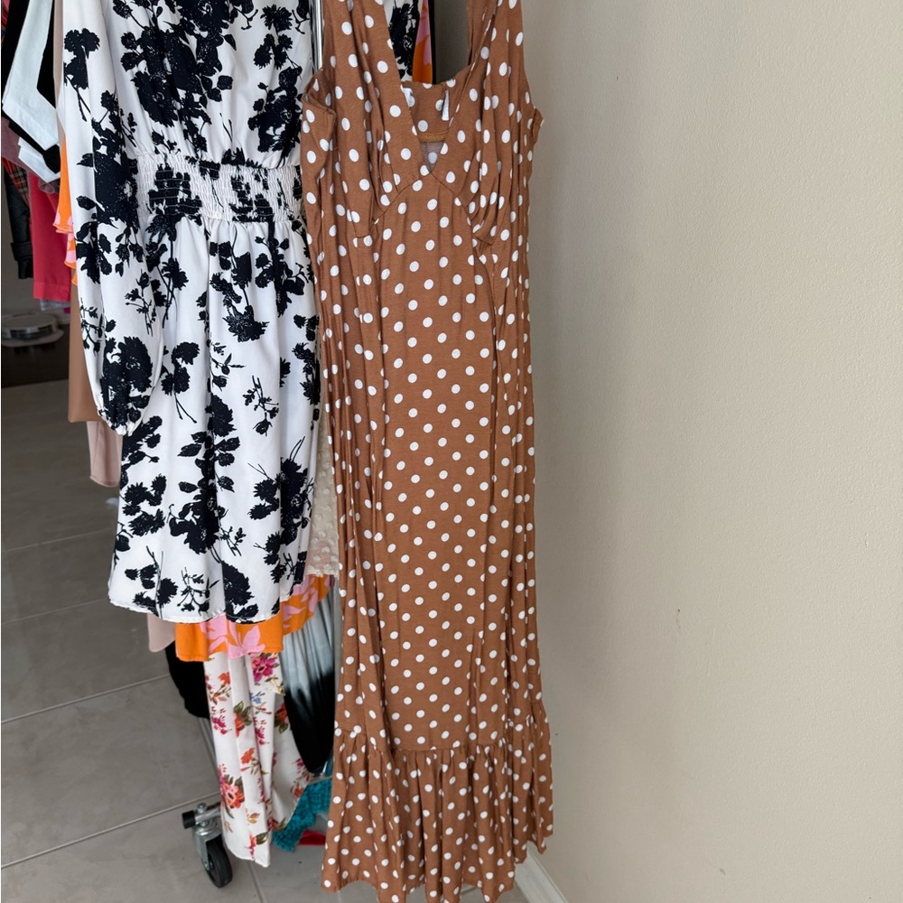 Polka Dot Sleeveless Dress